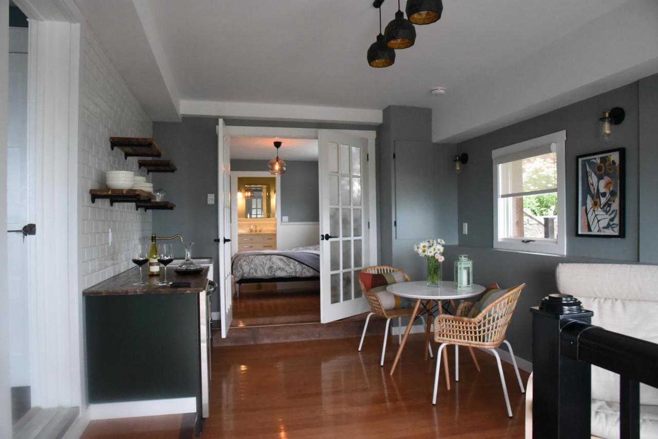 Les Chambres Roses West Kelowna Esterno foto