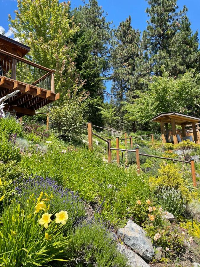 Les Chambres Roses West Kelowna Esterno foto
