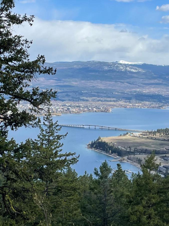 Les Chambres Roses West Kelowna Esterno foto