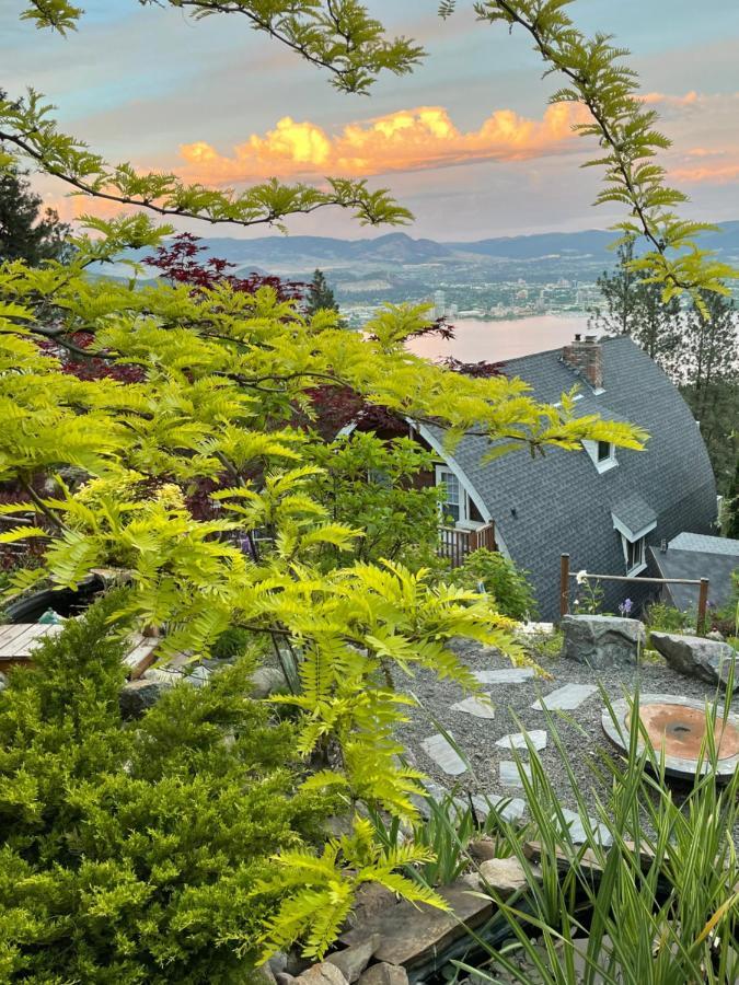 Les Chambres Roses West Kelowna Esterno foto