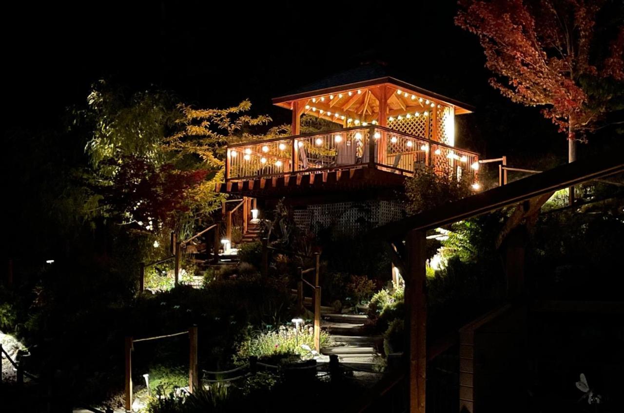Les Chambres Roses West Kelowna Esterno foto